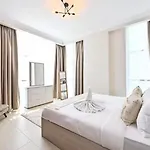 Scala Tower- Business Bay Dubai - Luxury Apartments By Canvas Holiday Homes